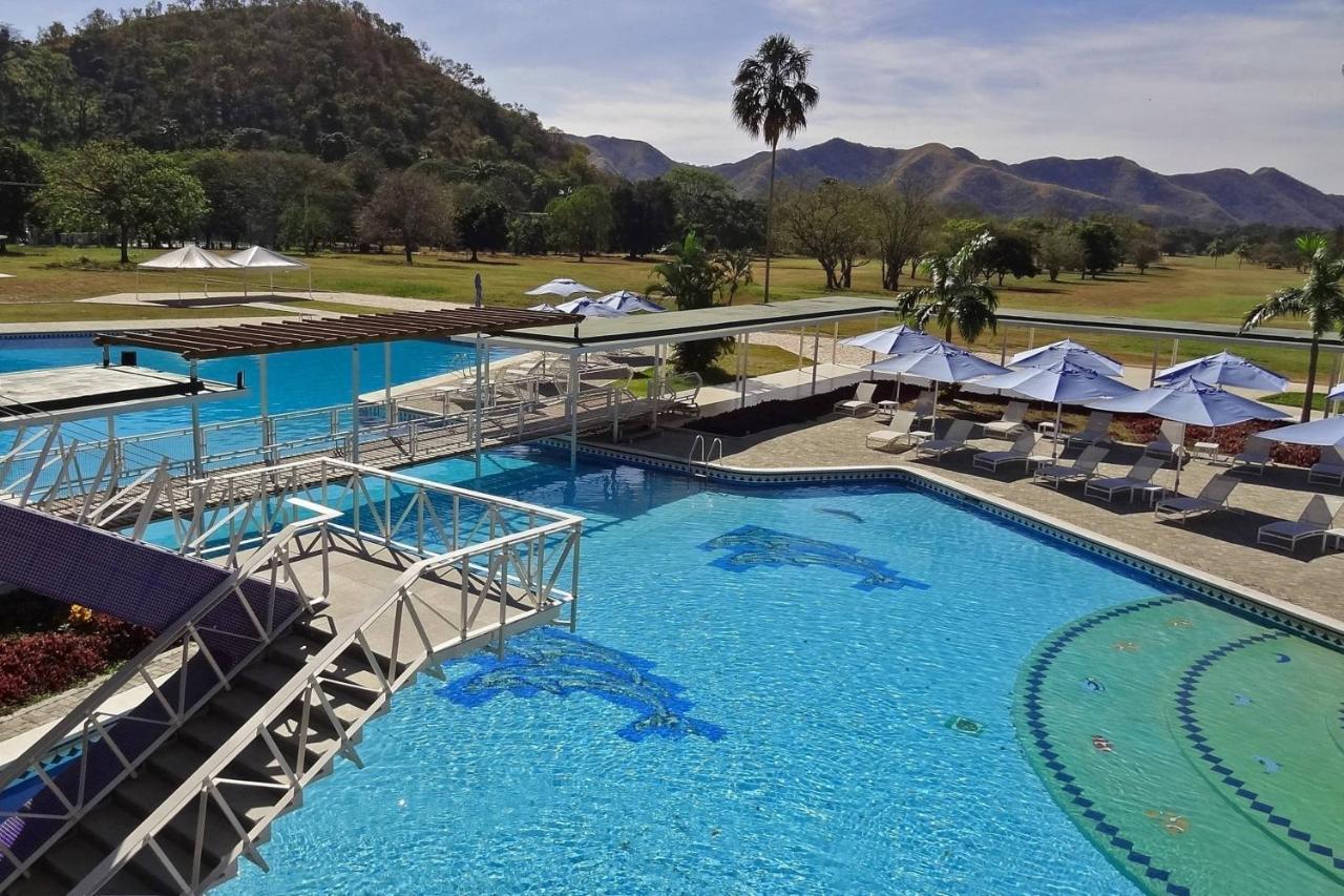 Marriott Maracay Golf Resort Extérieur photo
